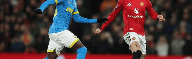 1-1曼联＋终结联赛11连败＋19轮过后依然难求一胜＋深陷泥潭！