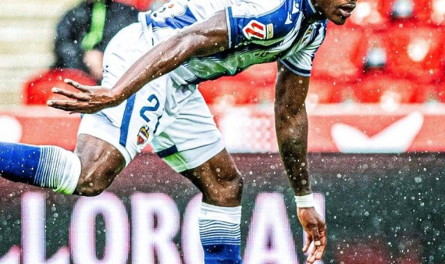 22岁10场西甲造9球！儿萨梦中锋仅3000万欧！4大豪门争得过巴萨吗