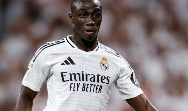 功勋悍将伤停6个月！皇马不想等了，或痛下杀手直接解约，太无情