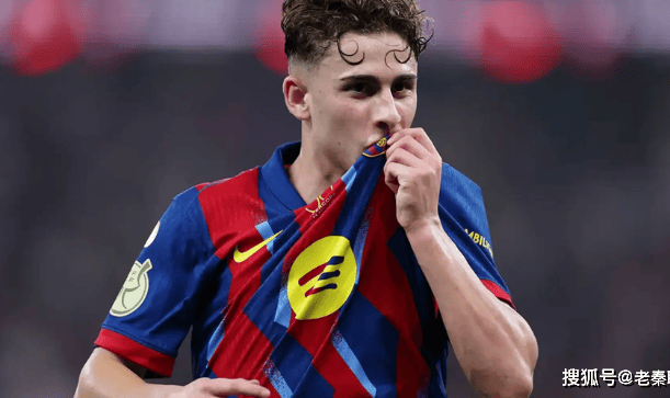 切尔西召回塞内加尔国脚、年轻后卫马马杜·萨尔；巴塞罗那与核心中场续约至2031年并大幅加薪