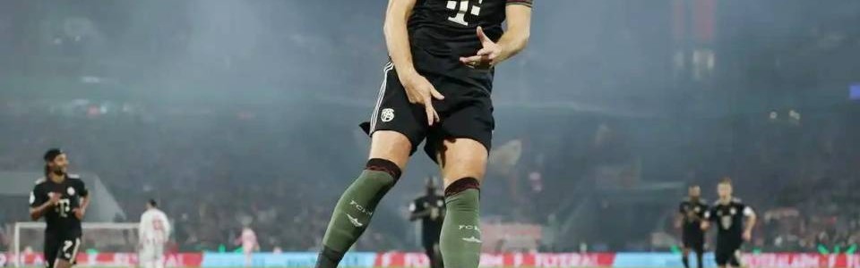 4-1！3-0！足坛一夜综述，拜仁13连胜狂飙，大巴黎翻车，穆里尼奥挺进4强