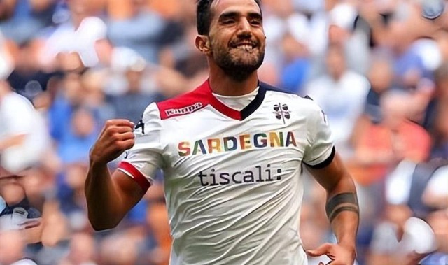 放弃比利时国籍！上港高层力邀德甲劲旅主力前锋归化，将成为武磊新搭档