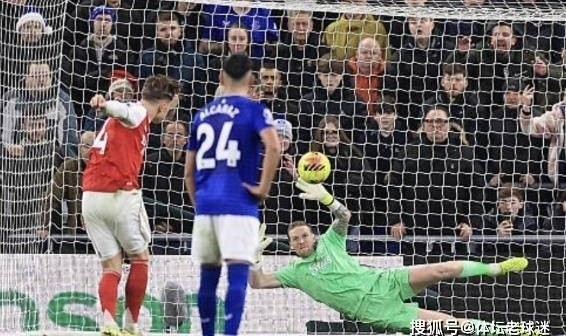 阿森纳拿下圣诞冠军，枪手球迷却在“瑟瑟发抖”，历史魔咒不堪回首