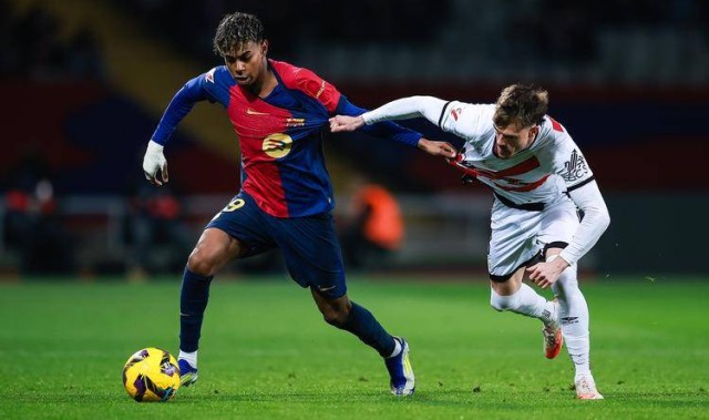 西甲焦点战：埃尔切主场迎战巴列卡诺，防守大战一触即发