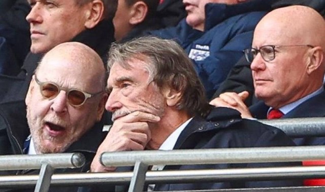 10场比赛首次！曼联迎战“最弱对手”，曾助维拉无缘欧冠的胜利回顾