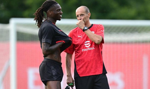 一日意甲动向：阿莱格里再次把莱奥顶到锋线，博尼继续搭档劳塔罗