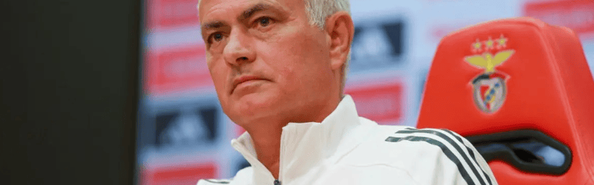 0-2！欧冠4冠王崩盘，5轮0分垫底，穆里尼奥终结6连败，重燃出线希望